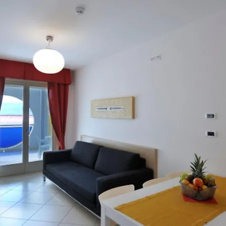Relaxing Flat With Panoramic Sea Views In