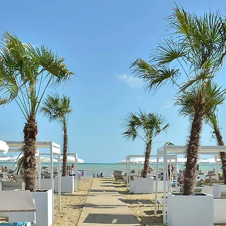 Daire Relaxing Flat With Panoramic Sea Views In Bibione