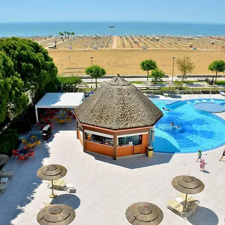 Relaxing Flat With Panoramic Sea Views In * Bibione